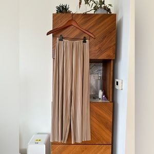 Oak + Fort Pleated Pants Color Beige Size S